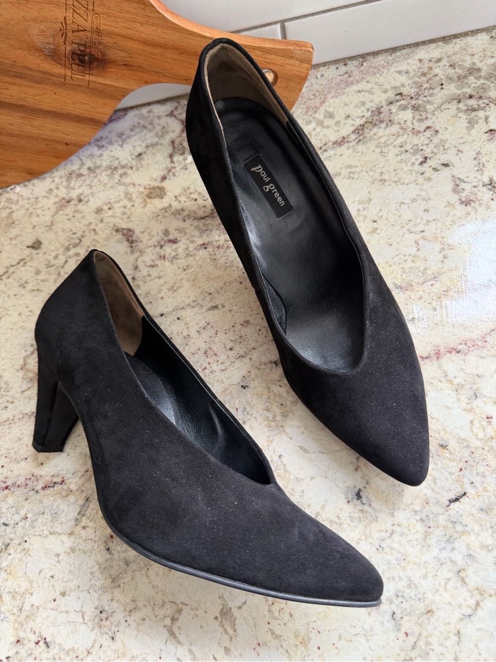 Paul Green $395 Black Suede Pointed Toe Mid Heel Pumps UK6 US 8.5 EUC